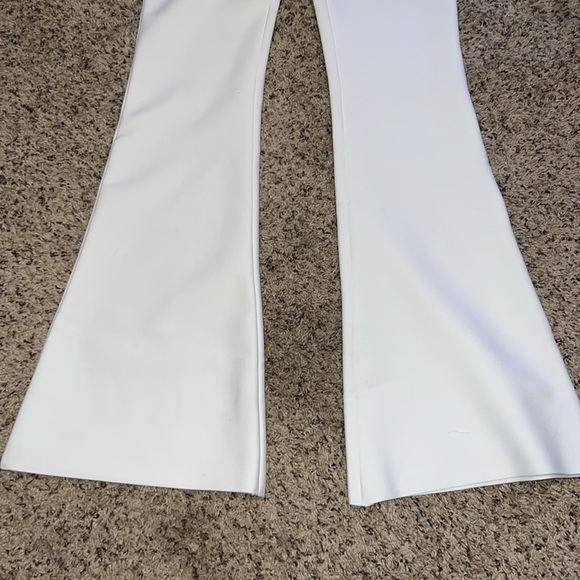 UNIQUE FEATHER TRIM STRAPLESS WIDE LEG JUMPSUIT - WHITE - Picture 4 of 11